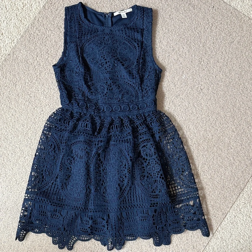 Chic Navy Lace Midi Dress - Picture 1 of 5